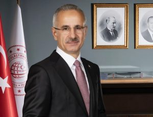 Abdulkadir Uraloğlu: “Yabancı plakalı araçların ücretli kara yollarındaki geçiş ücretleri, idari para cezalarına ilişkin hükümleri yeniden düzenledik”