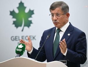 Ahmet Davutoğlu: Gelecek Partisi’nin siyasi faaliyetlerini sonlandırma kararı almış bulunuyoruz