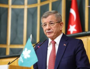 Ahmet Davutoğlu’nun siyaseti bırakacağı iddiası