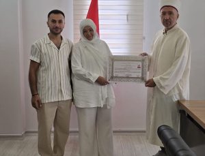 Alman kadın Mardin’de Müslüman oldu