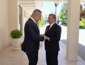 Bakan Fidan, KKTC Başbakanı Üstel ile görüştü