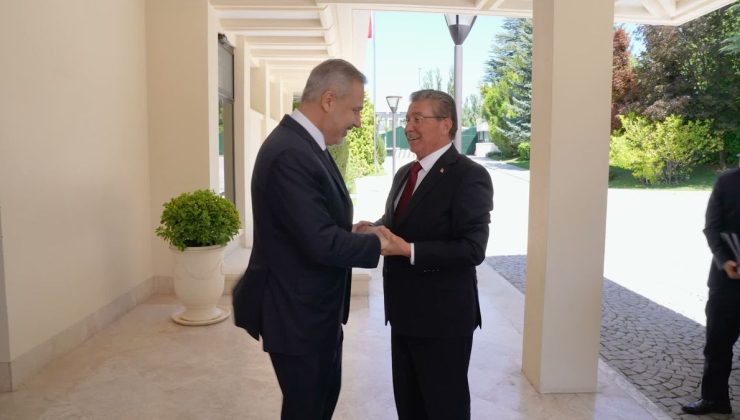Bakan Fidan, KKTC Başbakanı Üstel ile görüştü