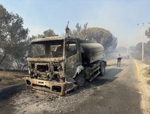 Balıkesir Gömeç-Ayvalık’taki orman yangınına müdahale sürüyor