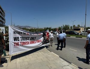 BM Genel Sekreteri Guterres’in KKTC Ziyareti Protesto Edildi