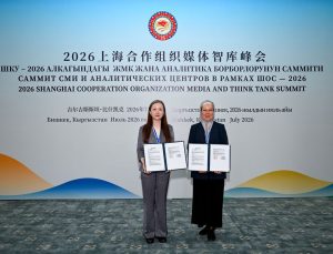 Çin’in yönetişim kitabının Kırgızca baskısı için telif anlaşması imzalandı