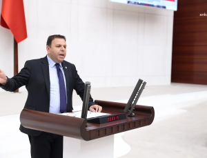 Edirne Milletvekili Ediz Ün, yeniden CHP’ye katıldı