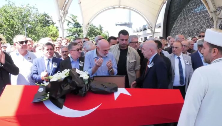 Gazeteci Vedat Yenerer son yolculuğuna uğurlandı