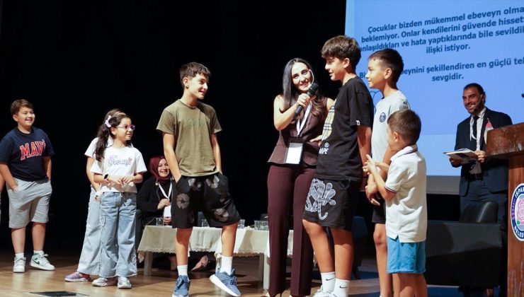 Isparta’da aile iletişimi ve dijital güvenlik söyleşisi yapıldı