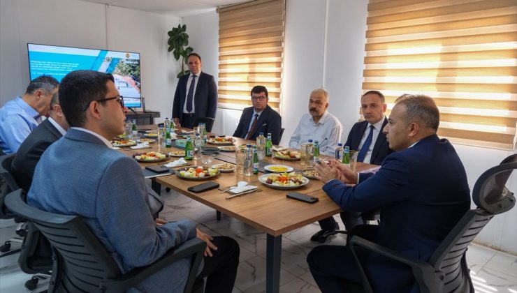 Karaman Valisi Çiçek, Ermenek- Mut Devlet Yolu şantiyesini ziyaret etti