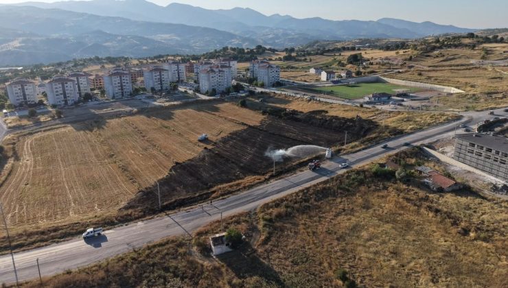 Kütahya Emet’te çıkan 2 yangın söndürüldü