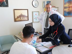 Kütahya’da tütün bağımlılığıyla mücadelede 12-18 yaş grubuna özel poliklinik desteği veriliyor