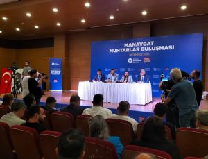 Manavgat’ta muhtarlarla altyapı toplantısı