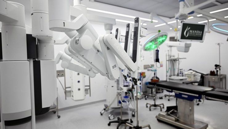 Manisa’da robotik cerrahide 2 ayda 30 başarılı ameliyat
