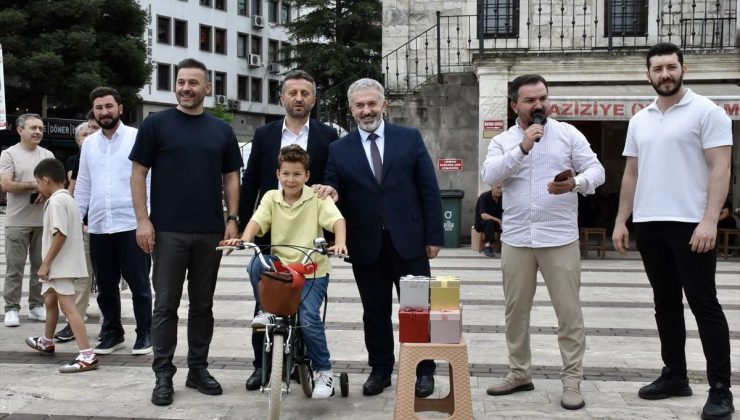 Ordu’da Kur’an kursu öğrencilerine bisiklet ve paten hediye edildi