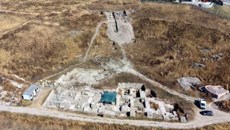 Perinthos Antik Kenti’nde ortaya çıkarılan tiyatroda, Helenistik Dönem’e ait izlere rastlandı