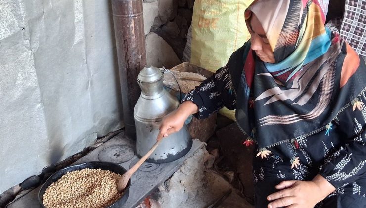 Sakarya’da “nohut kavurga” geleneği gelecek nesillere aktarılıyor