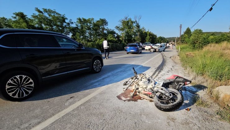 Sakarya’da otomobil ile çarpışan motosikletin sürücüsü öldü