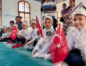 Sakarya’da Vakıflar Genel Müdürlüğünce toplu sünnet töreni düzenlendi