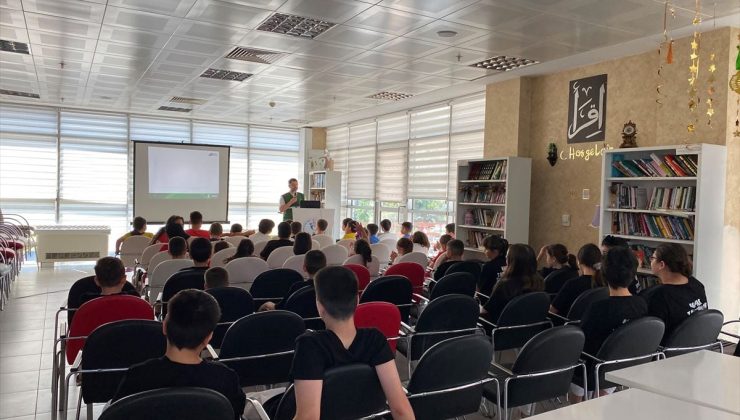 Samsun’da gençlere “Bağımlılıkla mücadele” eğitimi verildi