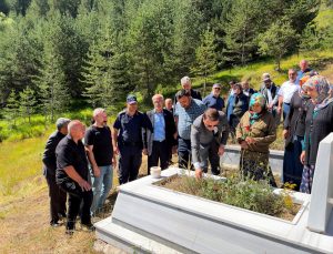 Şehit Ayhan Çayır Tosya’da kabri başında anıldı