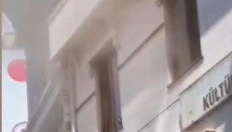 Silivri’de restoranın bacasından yangın çıktı; mahsur kalan 6 kişi kurtarıldı