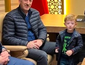 Sivas’taki Kazada Hayatını Kaybeden 5 Yaşındaki Kerem Ali Polat Orhangazi’de Toprağa Verildi