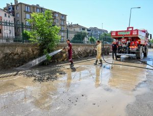 Su baskınından etkilenen Cide’de çalışmalar devam ediyor