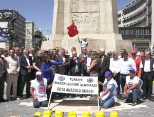 TÜRK-İŞ Başkanlar Kurulu’ndan oturma eylemi yapan Türk Maden-İş üyesi işçilere ziyaret: “Sonuna kadar yanlarındayız, arkalarındayız”