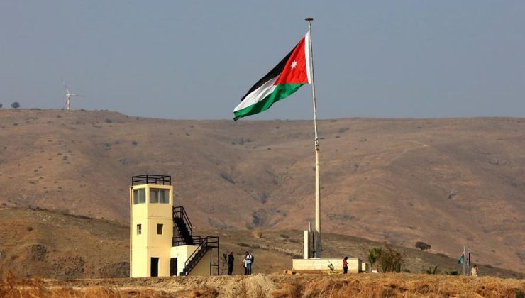 Ürdün, 11’inci insani yardım konvoyunu Lübnan’a gönderdi