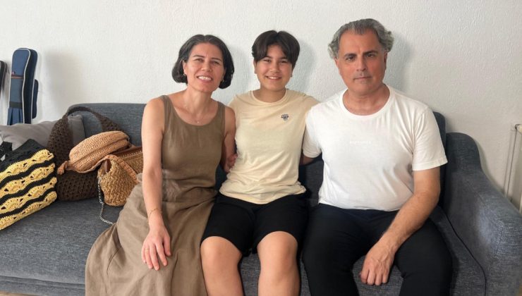 17 yaşında görme kaybı yaşayan kadın, kızını doğururken görme yetisini tamamen kaybetti