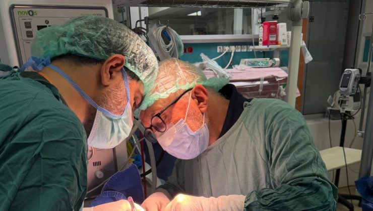 610 gram doğan bebeğe kalp ameliyatı