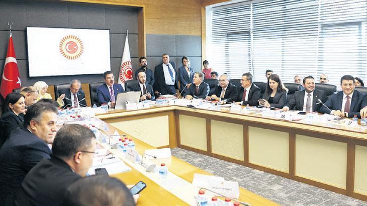 Adalet Komisyonu’ndaki görüşmelerde arbede ve gerginlik yaşandı: TBMM’de çerçeve yasa maratonu başladı
