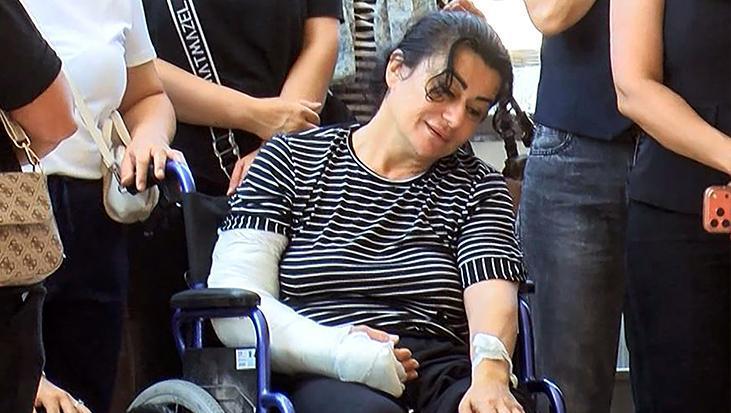 Adana’da baba ve oğul öldürüldü! Yaralı anne tekerlekli sandalyeyle veda etti