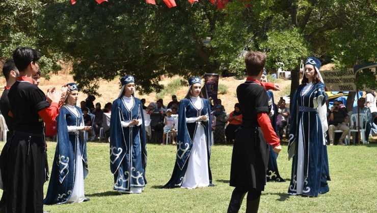 Afyonkarahisar’da 3. Geleneksel Baraklı Köyü Dayanışma ve Buğday Festivali düzenlendi