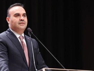 Bakan Kacır: Bayrağımızı kendi mühendislerimizin geliştirdiği uzay aracıyla Ay’a eriştireceğiz