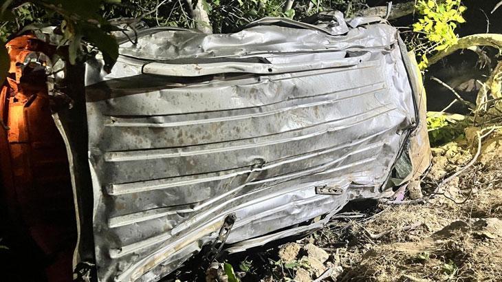 Bingöl’de feci kaza! Hafif ticari araç uçuruma yuvarlandı: 4 ölü, 5 yaralı