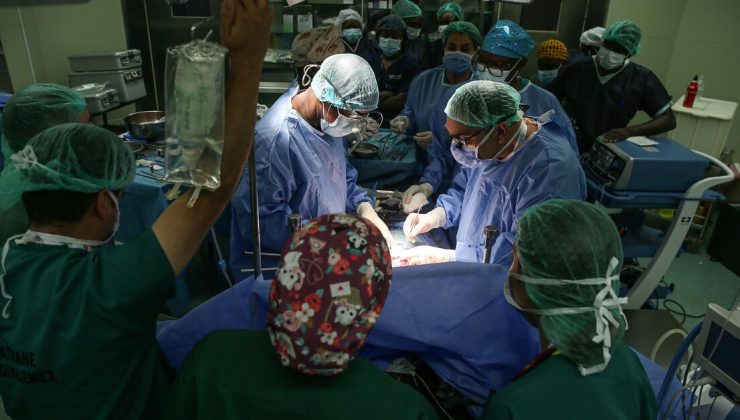Burkina Fasolu doktorlar, Türk hekimlerin gözetiminde üçüncü seri böbrek nakillerine başladı