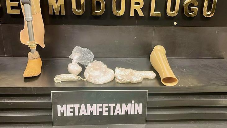 Bursa’da şaşkına çeviren yöntem! Protez bacağın içinden uyuşturucu çıktı