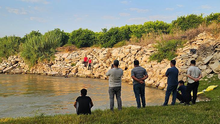 Ceyhan Nehri’nde akıntıya kapılıp kaybolan 2 çocuk aranıyor