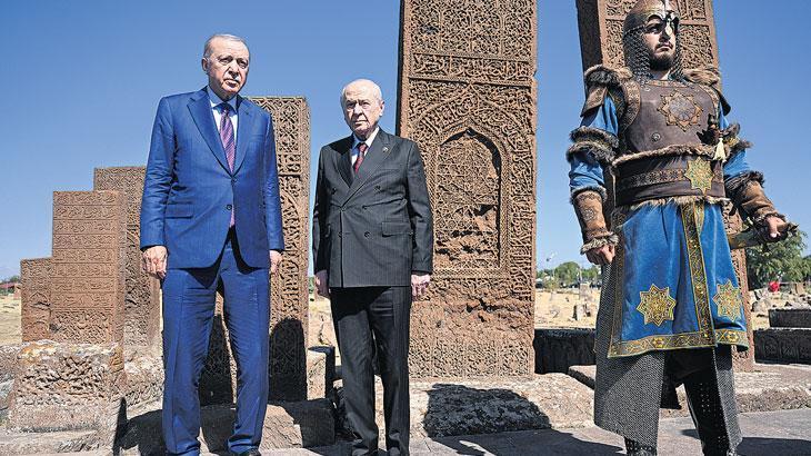 Cumhurbaşkanı Erdoğan’dan Ahlat’ta Terörsüz Türkiye mesajları: