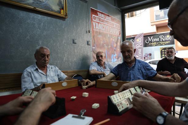 ‘Taşım gelmiyor’ dedi, yancıyı dövdü! Kahvehanede afişlik olay