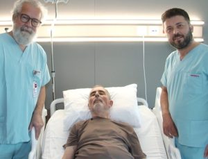Gizli kanser aort anevrizmasına kapalı yöntemle ameliyat
