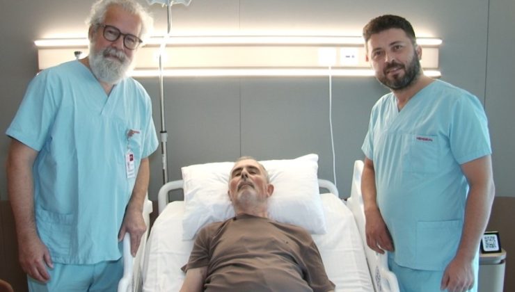 Gizli kanser aort anevrizmasına kapalı yöntemle ameliyat
