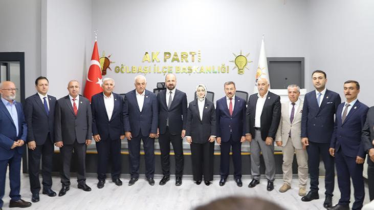 Gölbaşı’nda CHP’den istifa eden 6 meclis üyesi AK Parti’ye geçti
