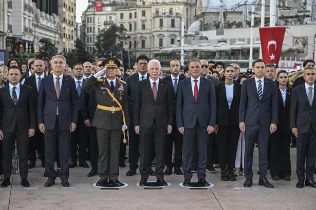 İstanbul’da 30 Ağustos Zafer Bayramı töreni düzenlendi