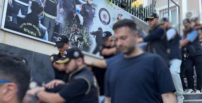 İstanbul’da sahte ilanla kapora dolandırıcılığı: 13 şüpheli adliyede