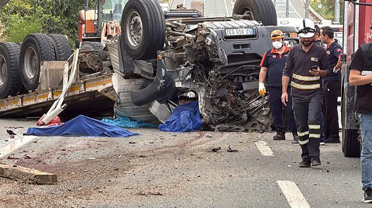 Karabük’te feci kaza! Karşı şeride geçen çekici, motosiklet ile çarpıştı: 2 ölü