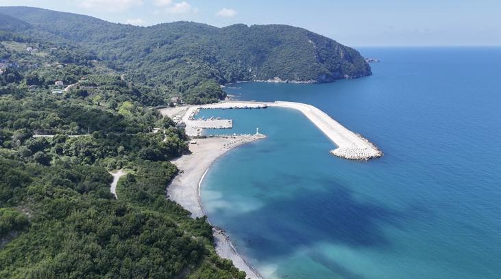 Karadeniz’in saklı güzelliği dronla görüntülendi! Amasra’ya 8 kilometre uzaklıkta plaj