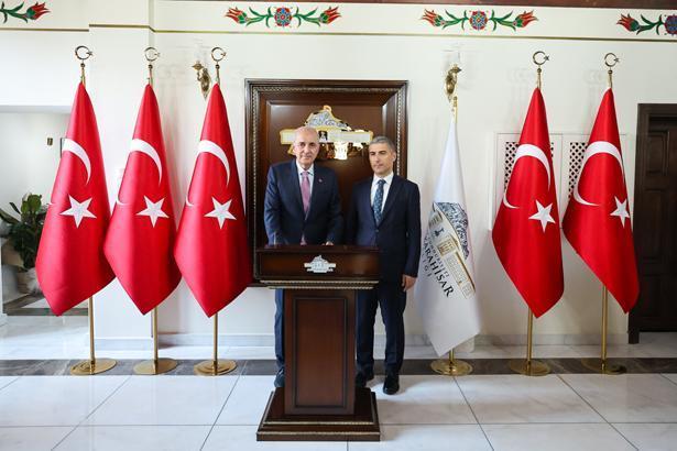 TBMM Başkanı Kurtulmuş, Afyonkarahisar’da Valiliği ve Belediyeyi ziyaret etti