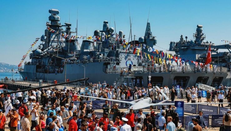 TEKNOFEST Mavi Vatan devam ediyor! Milli teknolojilerden denizde gövde gösterisi